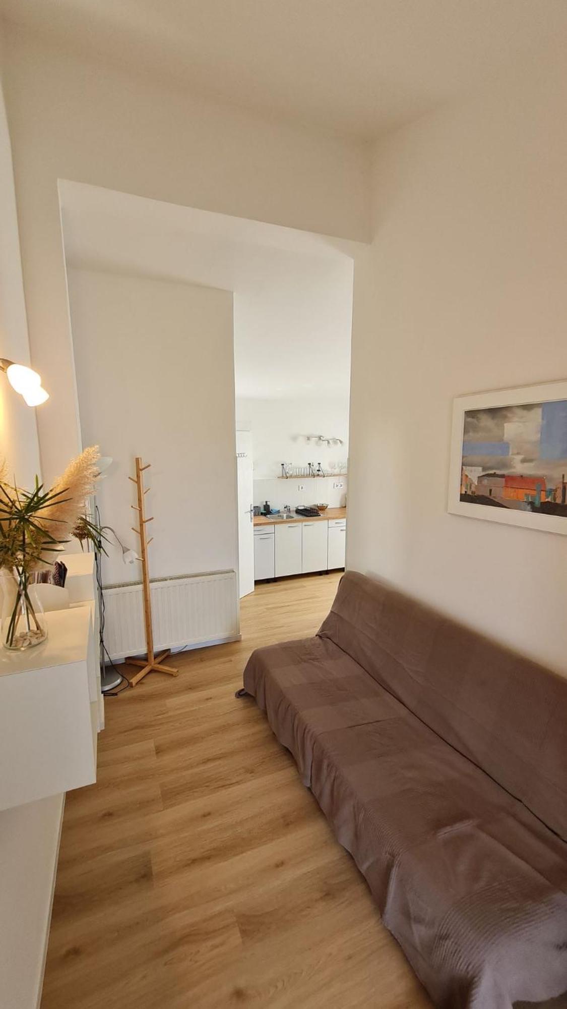 Apartmani Ela Prvic Luka Ngoại thất bức ảnh